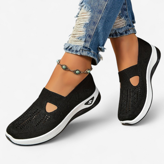 Clara – Schnür-Sneaker mit Rundspitze