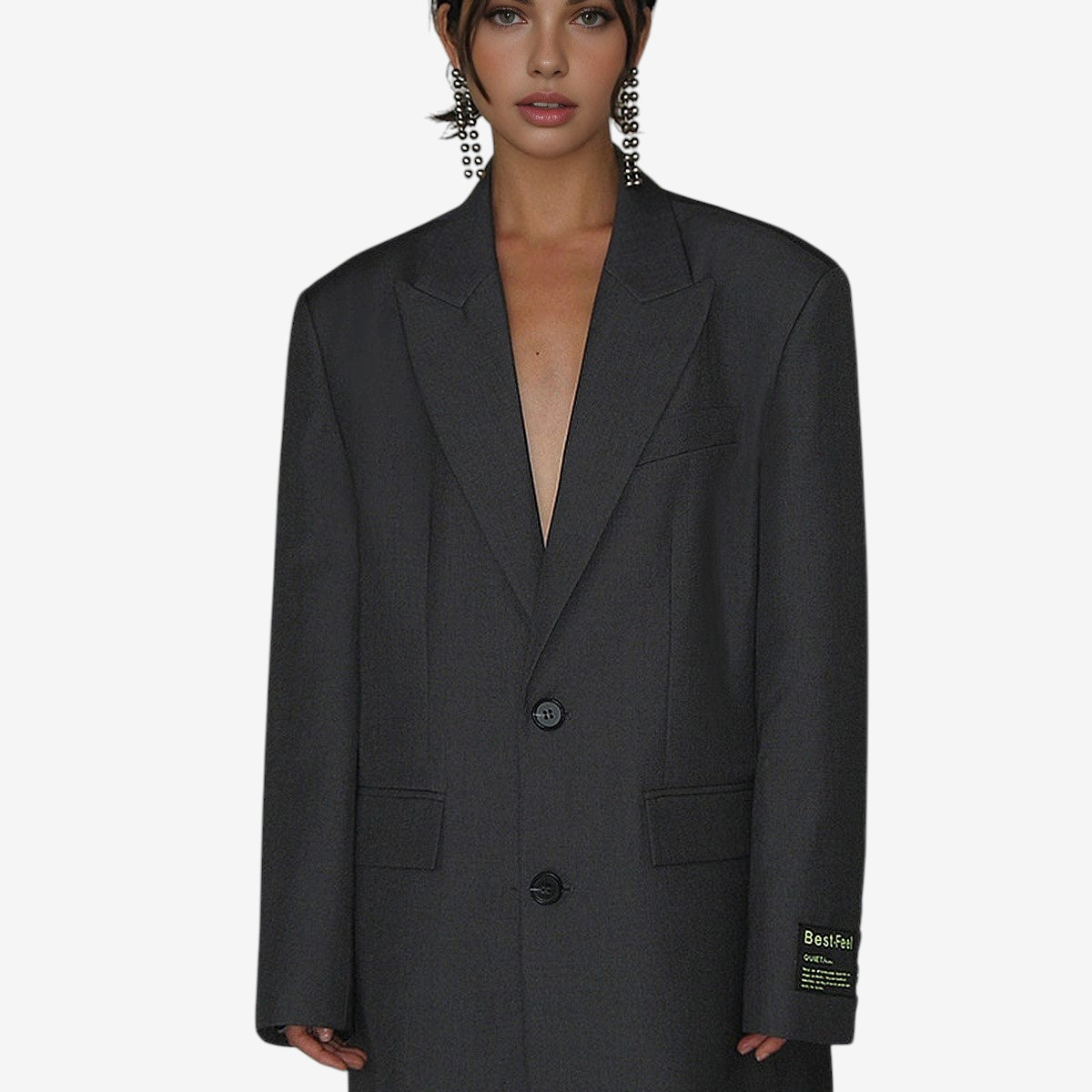 Ava – Jacke mit breiten Schultern und einreihiger Knopfleiste