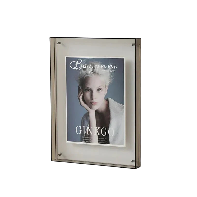 GlassAura – Transparenter schwebender Bilderrahmen