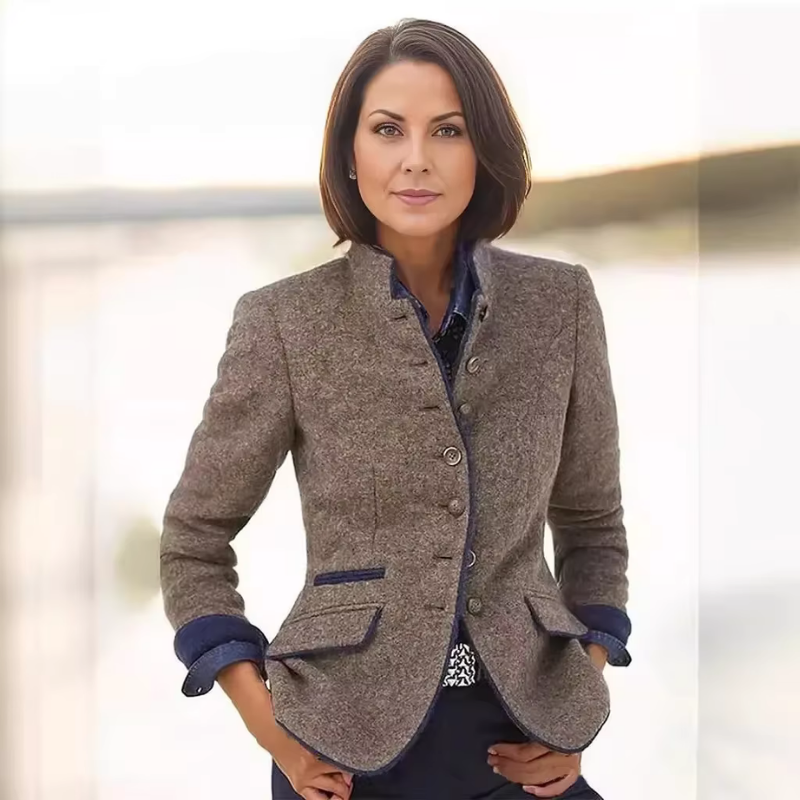 Clara – Cardigan-Cape-Jacke mit Ausgeschnittenen Ärmeln