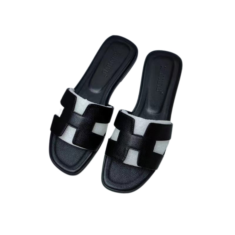 Eva – Flache Slip On Pantoffeln mit Durchbrochene Details