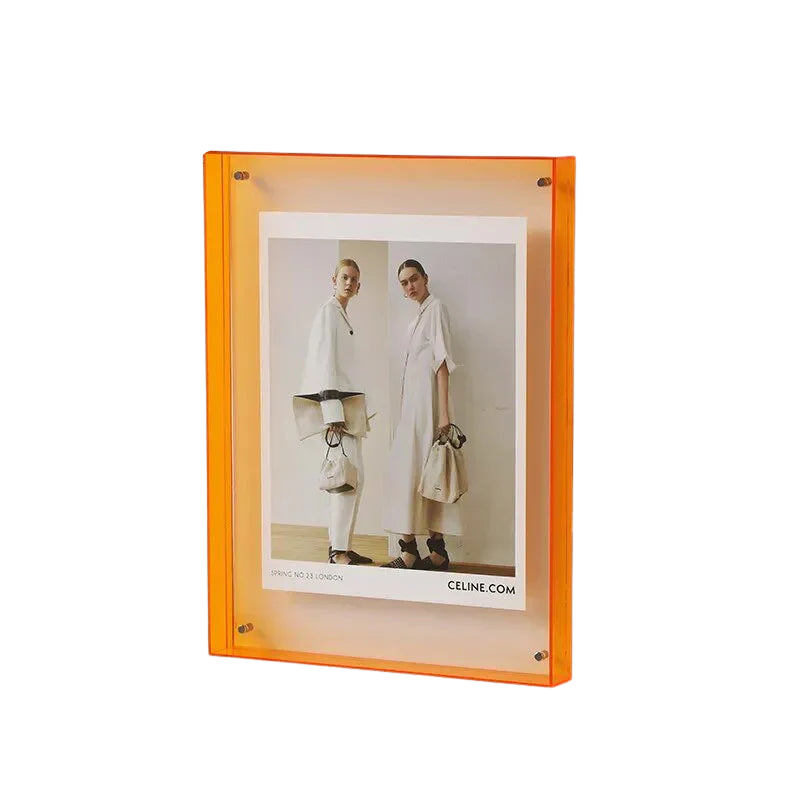 GlassAura – Transparenter schwebender Bilderrahmen