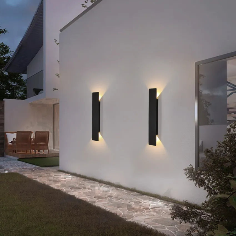 RainGlow – Aluminium-Wandleuchte für den Außenbereich