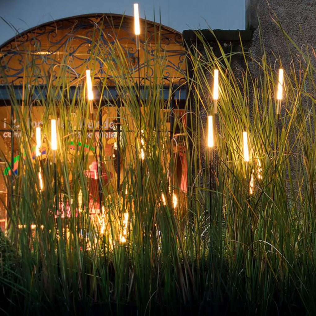 LumiReed – Solar-Gartenleuchte mit wasserdichtem LED-Design