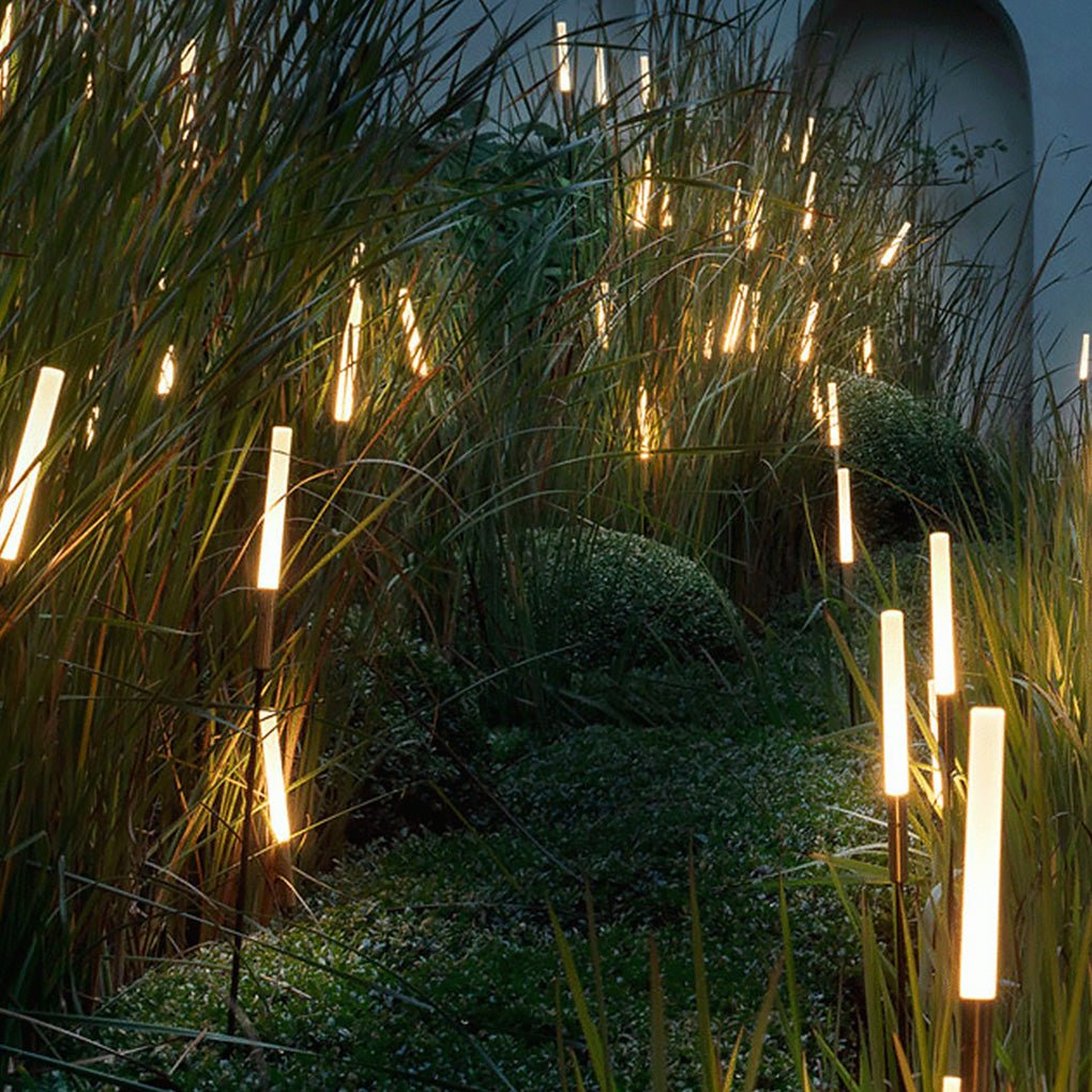 LumiReed – Solar-Gartenleuchte mit wasserdichtem LED-Design