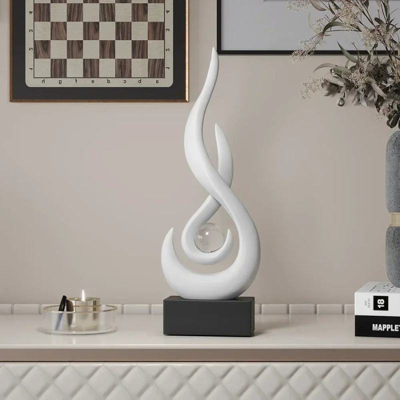 AeroForm – Abstrakte Skulptur mit geschwungener Silhouette