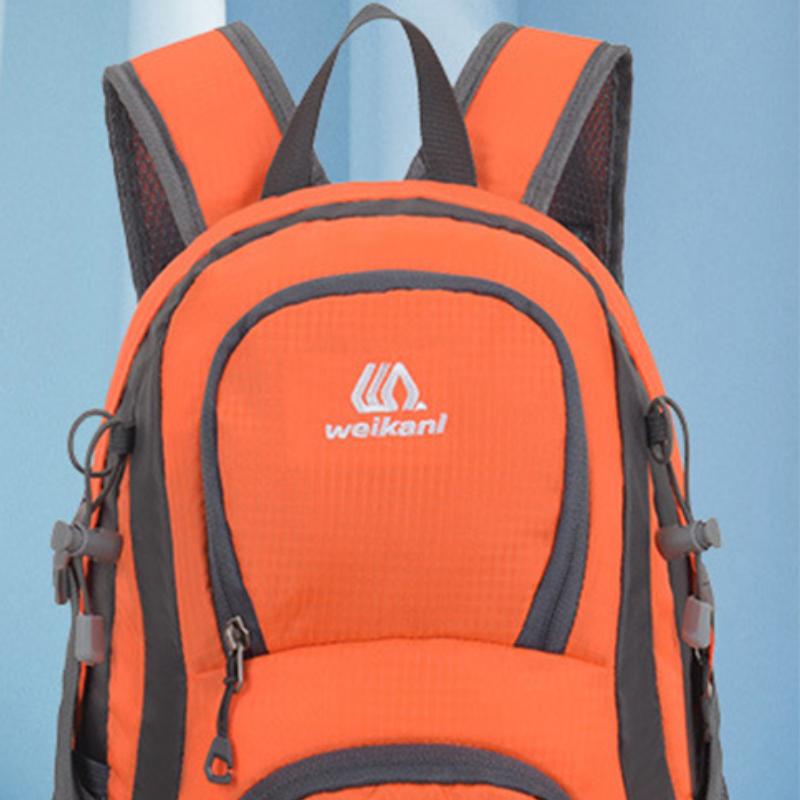 TrekLyn – Wasserdichter Outdoor-Rucksack mit Mehrfachtaschen-Design