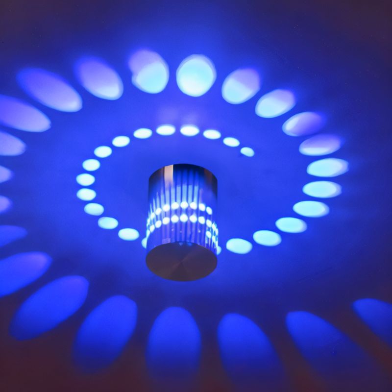 LumoSpire – Spiral-LED-Wandleuchte mit Lebendigen Farbeffekten