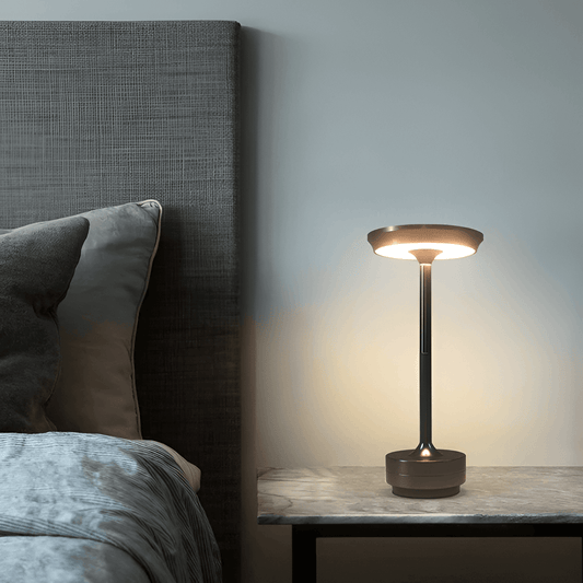 AmberGlow – Moderne kabellose wiederaufladbare Tischlampe