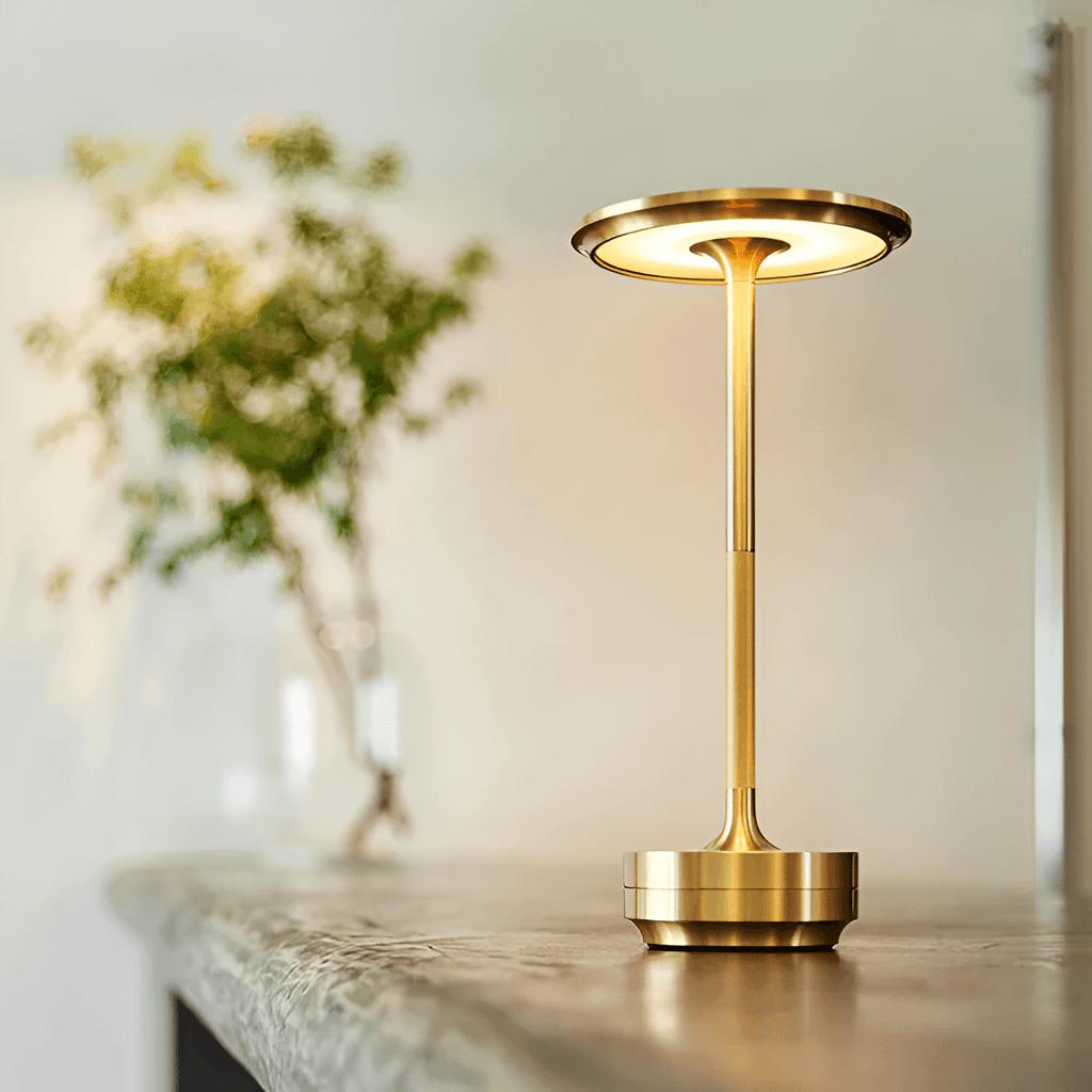 AmberGlow – Moderne kabellose wiederaufladbare Tischlampe