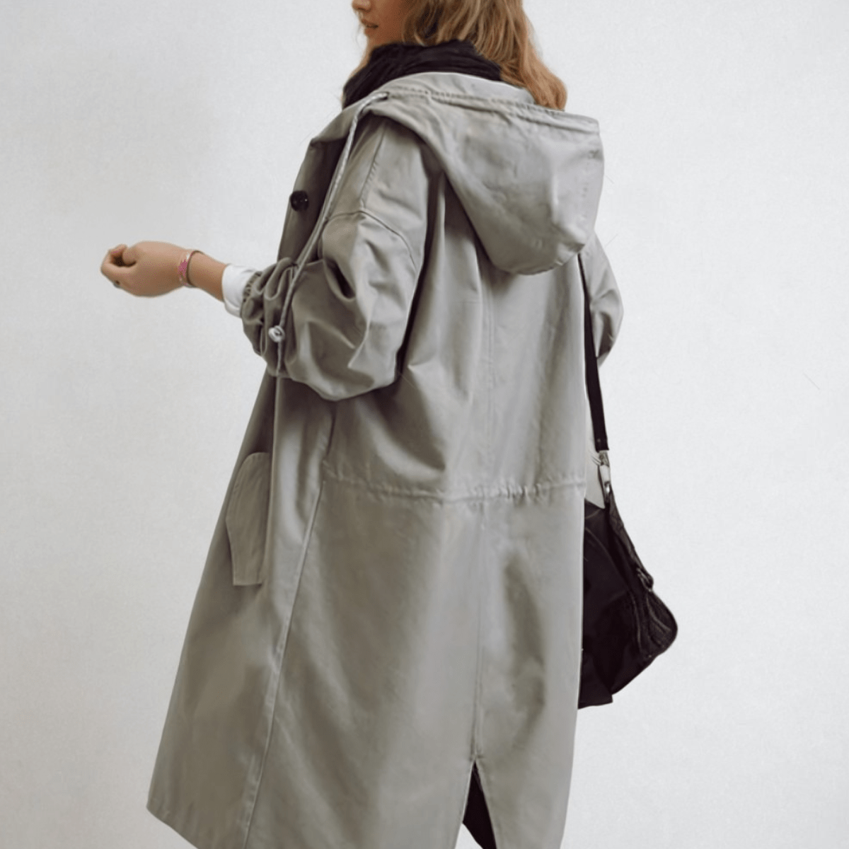 Althea – Reverskragen Jacke mit einreihiger Knopfleiste