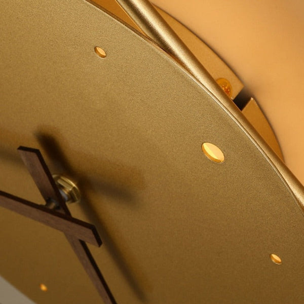 BrightTime – Wanduhr mit LED-Beleuchtung