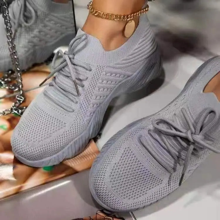 Ave – Leichte Freizeitschuhe mit Rundspitze