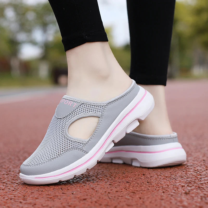 Drayven – Slip-On-Mules mit flacher Sohle und offenem Fersenbereich