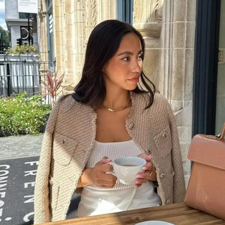 Arden – Kurzjacke mit Rundhalsausschnitt und Knöpfen