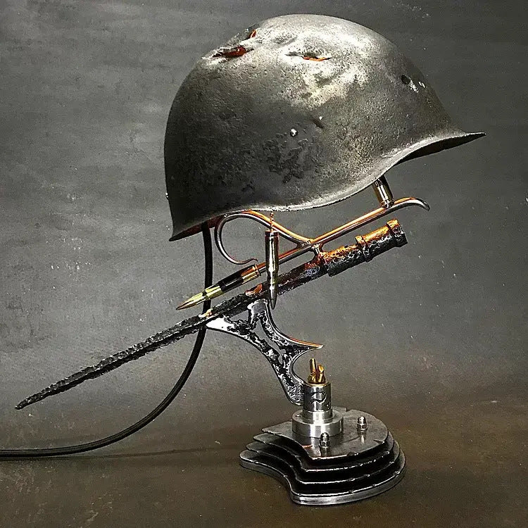 HelmetGlow – Helm-Lampe aus Kunstharz für dekorative Beleuchtung