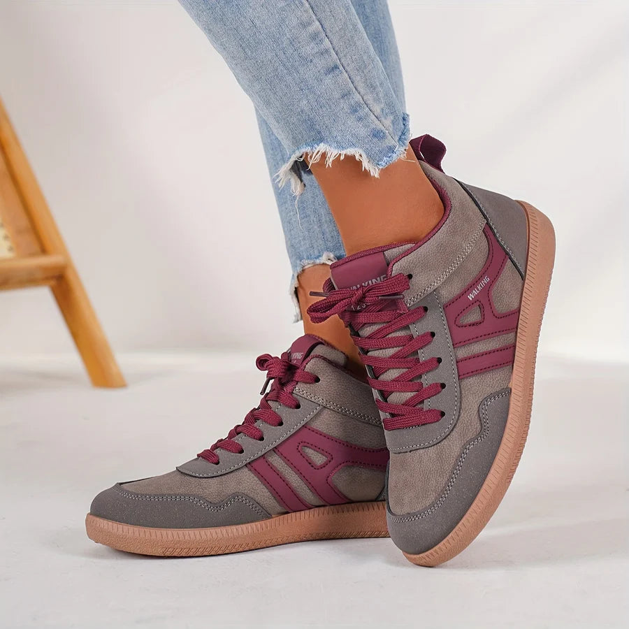 Kaela – Schnürsneaker mit nahtlosem Obermaterial