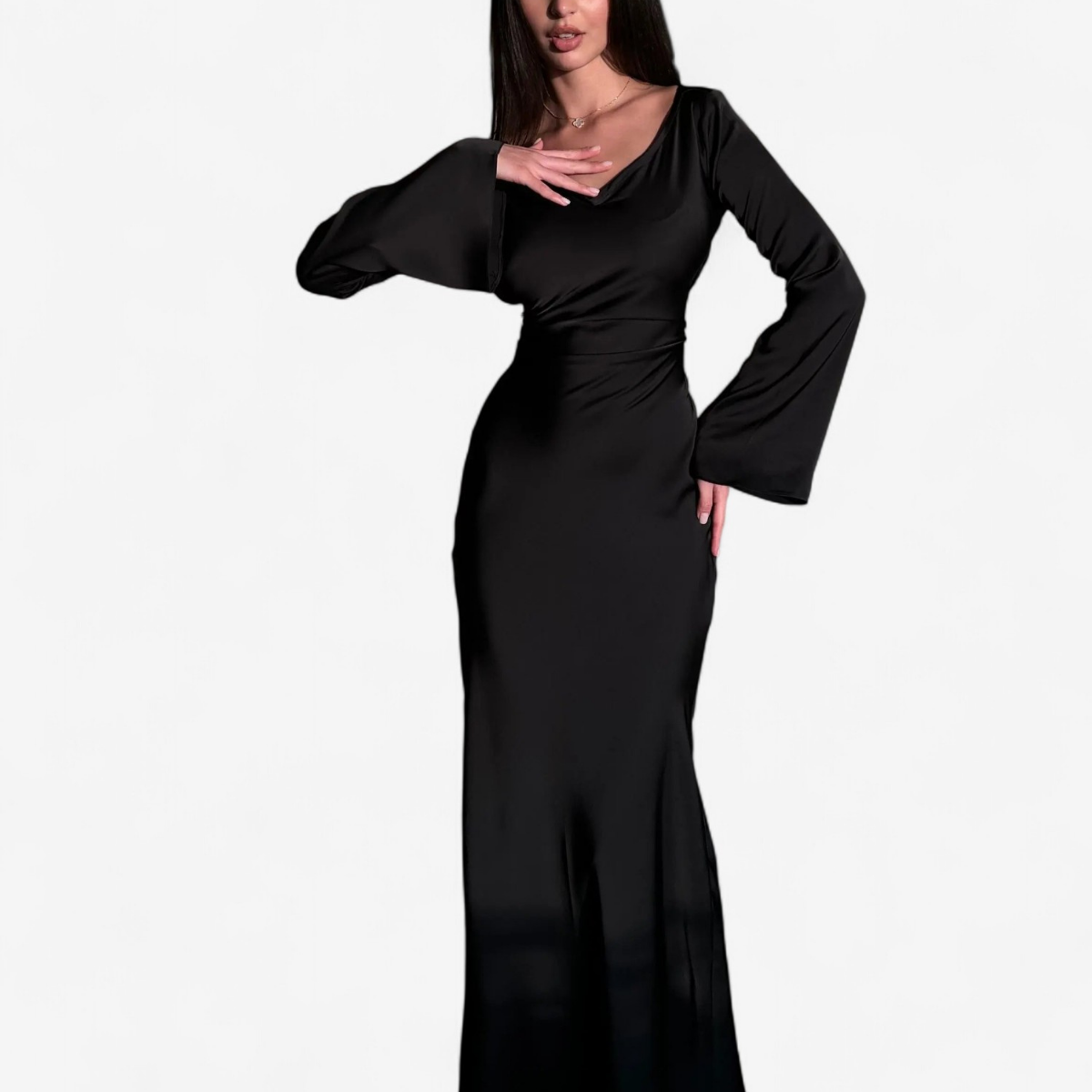 Sophie – Langärmeliges Maxikleid mit fließender Silhouette
