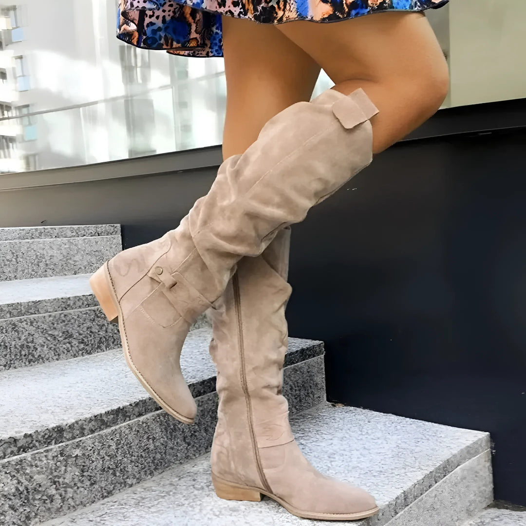 Selvaya – Stiefeletten mit umgeschlagenem Schaft und breitem Absatz