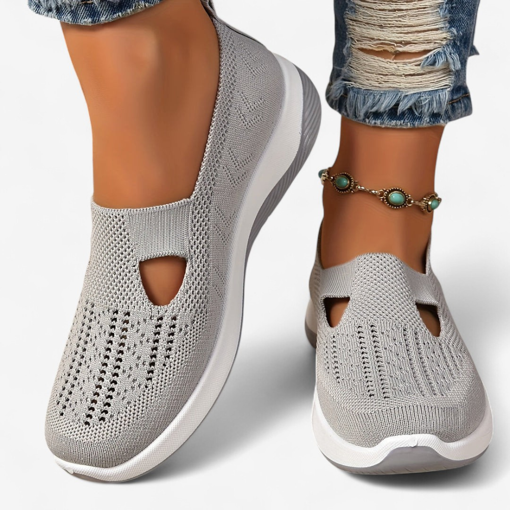 Clara – Schnür-Sneaker mit Rundspitze