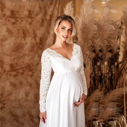 Amara – Spitzen-Maxikleid mit tailliertem Oberteil und ausgestelltem Saum