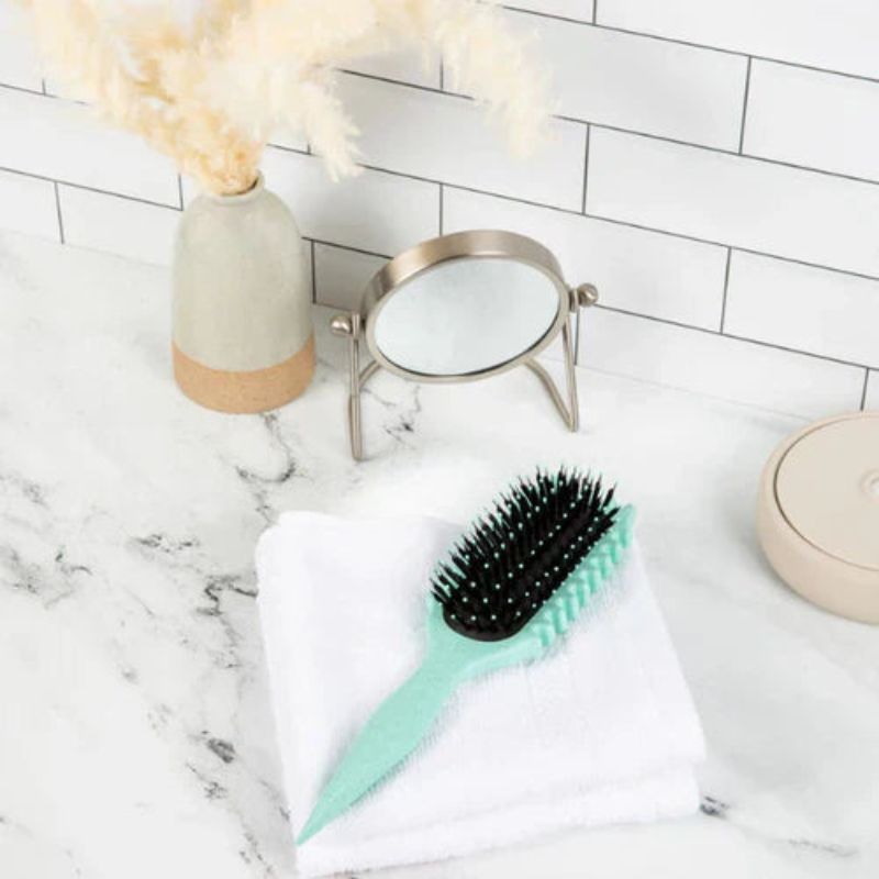 CurlNova – 3-in-1-Stylingbürste für Lockendefinition, Abteilen und glattes Finish