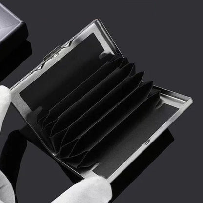 CardGuard – Ultradünnes Metall-Kartenetui