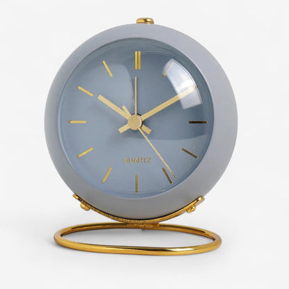 TimeNest – Minimalistische Weckeruhr mit geräuschlosem Quarzwerk