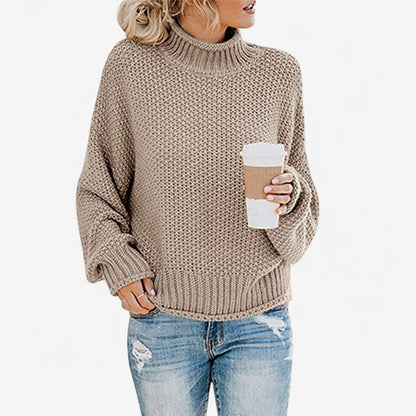 Elara – Strickpullover mit hohem Kragen und Fledermausärmeln