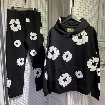 Chloe –  Reißverschluss Jacke mit langen Ärmeln und Kapuzenpullover-Design