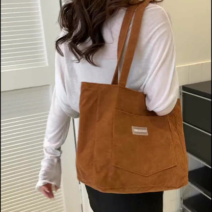 Clara – Cordtasche mit Verstellbarem Schultergurt