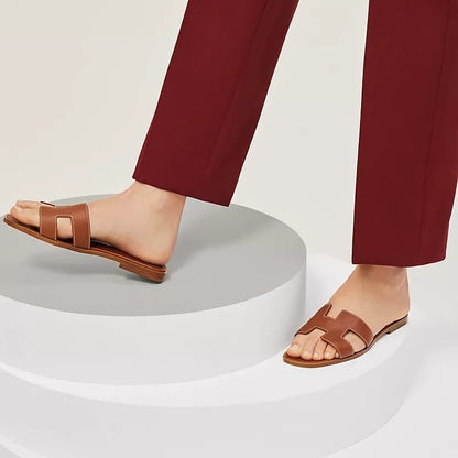 Eva – Flache Slip On Pantoffeln mit Durchbrochene Details